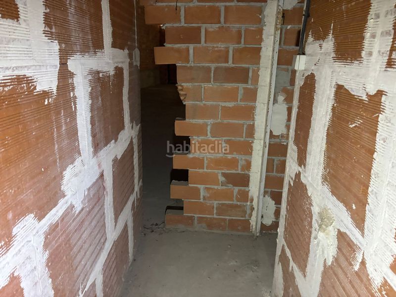Foto d2facd26-73f3-4f17-854a-b387f62cb390. Local comercial a Cappont Lleida
