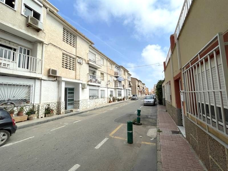 Foto 5a7a21a5-f63d-416b-8bad-77776ee15050. Pis a puerto de Garrucha Garrucha