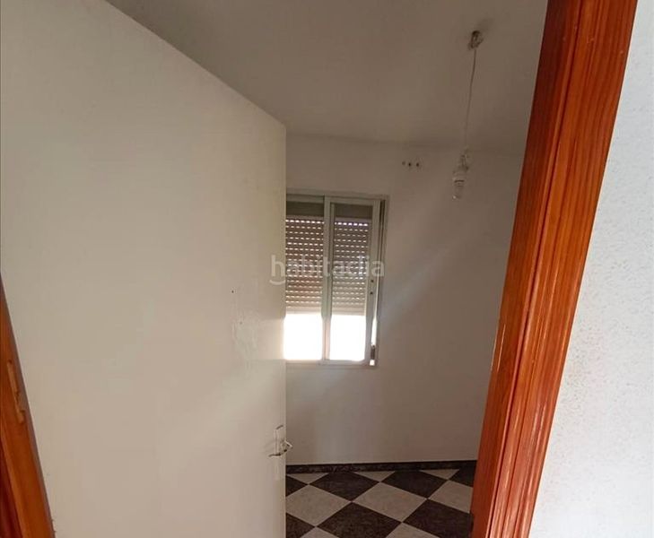 Foto c7e53b1b-47a8-4250-9477-137669cc4249. Pis a puerto de Garrucha Garrucha
