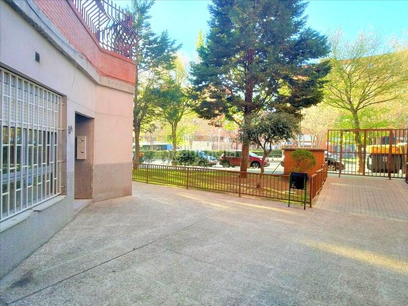 Foto b1b4d825-519a-4aef-a254-d7394b987680. Pis a Palomeras Sureste Madrid