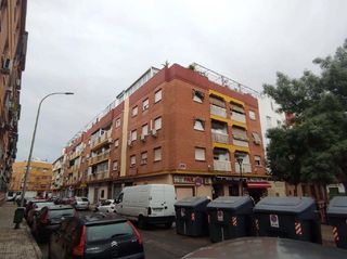 House  Arzobispo romero mengíbar