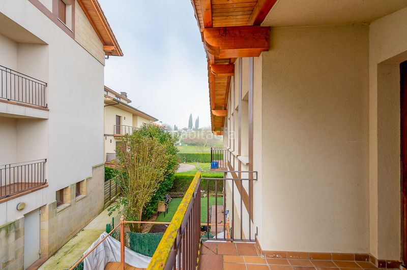 Foto 7f126d71-075e-417a-beb7-2e71bf30c6d9. Casa adossada a Urdiain