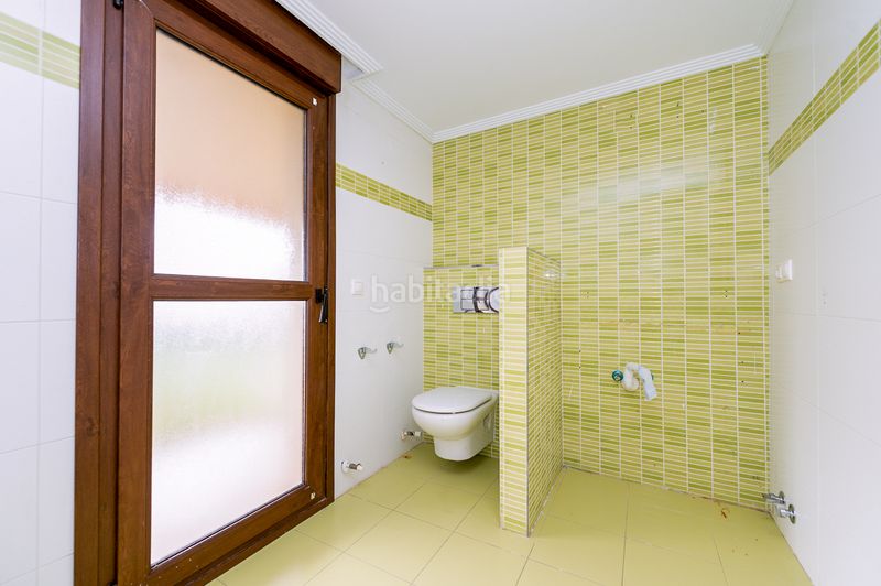 Foto b139838f-2913-45a1-8dc6-52d4d1b3ebb1. Casa adossada a Urdiain