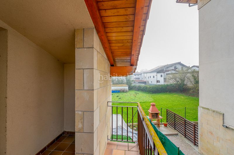 Foto d76d9d23-a008-43fe-8f35-432c742e61f4. Casa adossada a Urdiain