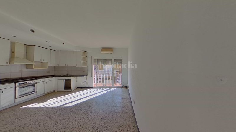 Foto 318b5cdd-5aae-4557-bd4f-0cde017d8935. Pis a Cervelló