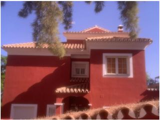 House  Leoni benabú
