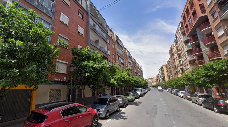 Foto e27233df-f62d-49c6-9694-c04e12fab812. Casa a Els Orriols Valencia