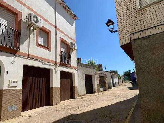 Foto e75fe31a-26b5-4d55-b3ed-66fe80182b56. Casa a Montehermoso