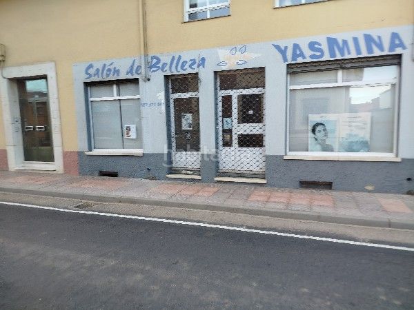 Foto a4f134dd-dbd3-4061-8d7a-57caaf7eeace. Local comercial en Benavides