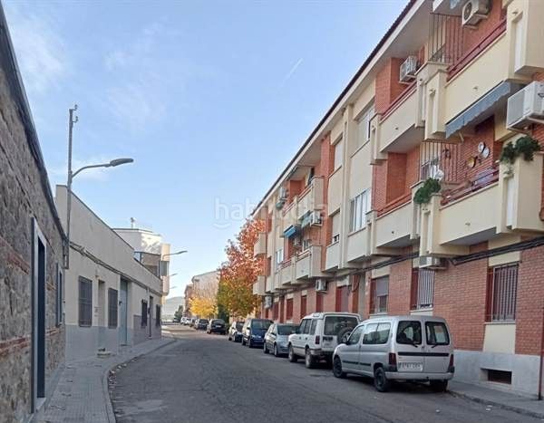 Foto e6fd9fe5-49f6-4ef3-bd5a-89522fc6bff4. Flat in Mora
