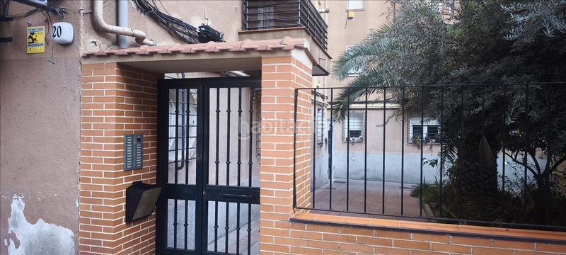Foto 0430007e-1413-4451-b25c-9b6ab0c4140d. Pis a Adelfas Madrid