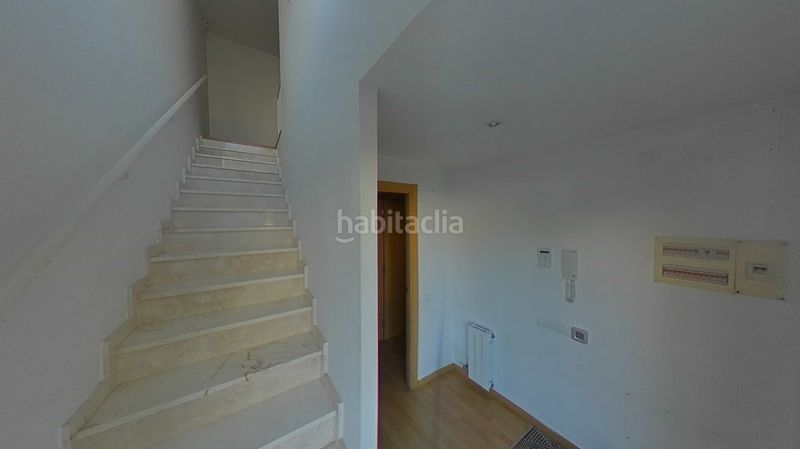 Foto 01303dd5-53a3-4961-9f97-7fff46aa0d58. Casa adossada amb aparcament piscina a Vallmoll