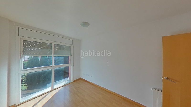 Foto 417d0e67-3c5d-41c0-9fd8-8d1903d634ed. Casa adossada amb aparcament piscina a Vallmoll