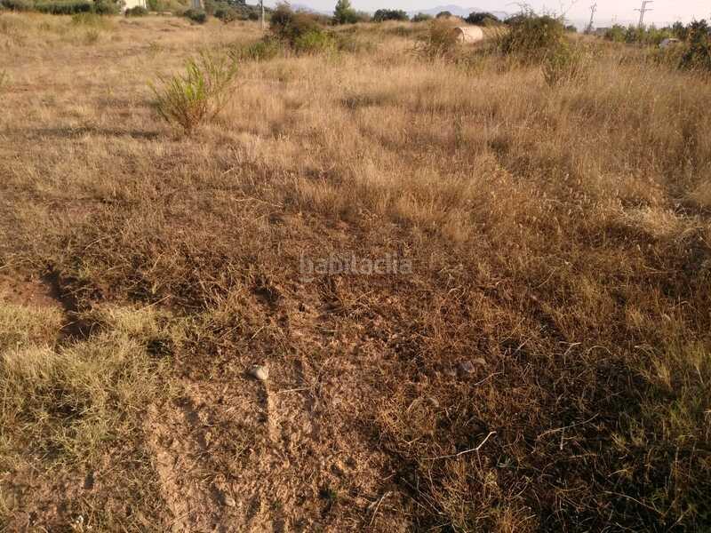 Foto de38e5e0-7e65-49bc-ac86-7ceb4f337308. Terreno residencial en Nalda