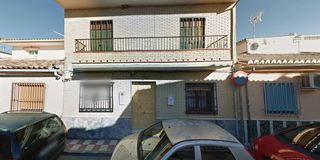 Semi detached house  Calle argentina