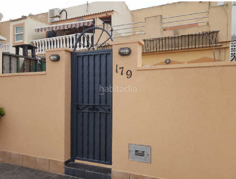 Foto 59c6e126-767c-48ef-811b-709ada494c7b. Casa en El Molino Torrevieja