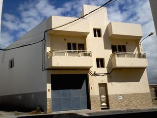 Maison  Juan artiles ramirez