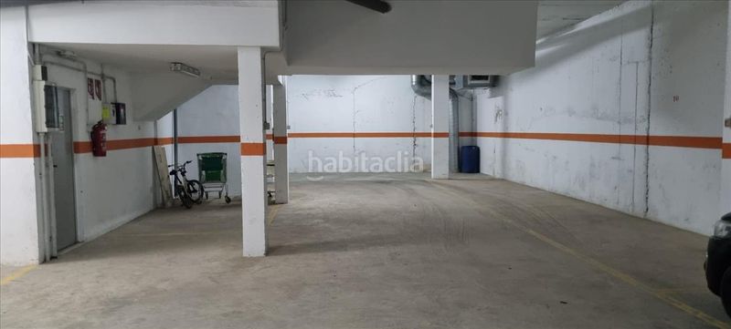 Foto a674e6bd-3278-4515-bce8-1a40f3cc0c8f. Aparcament cotxe a Casco Antiguo Águilas