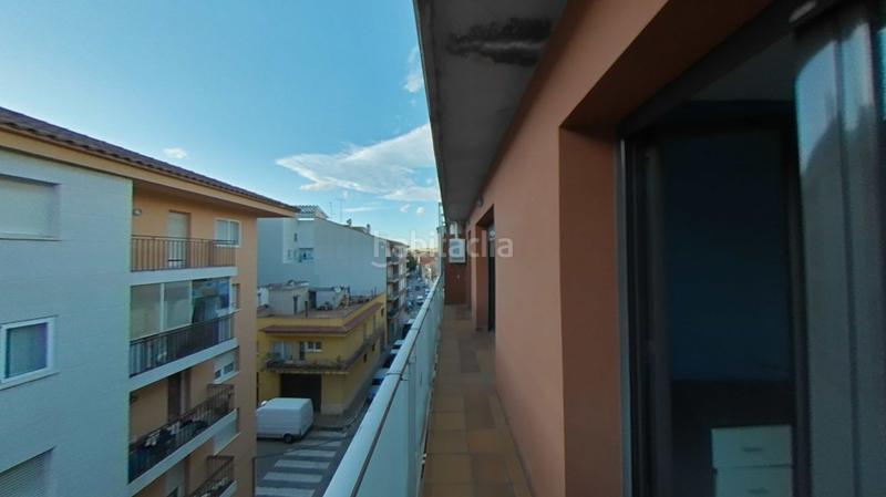 Foto 62694bcd-1a52-4155-8ba4-0a472af596a5. Piso en Creu de la Mà Figueres