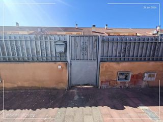 Semi detached house  Arco de medinaceli