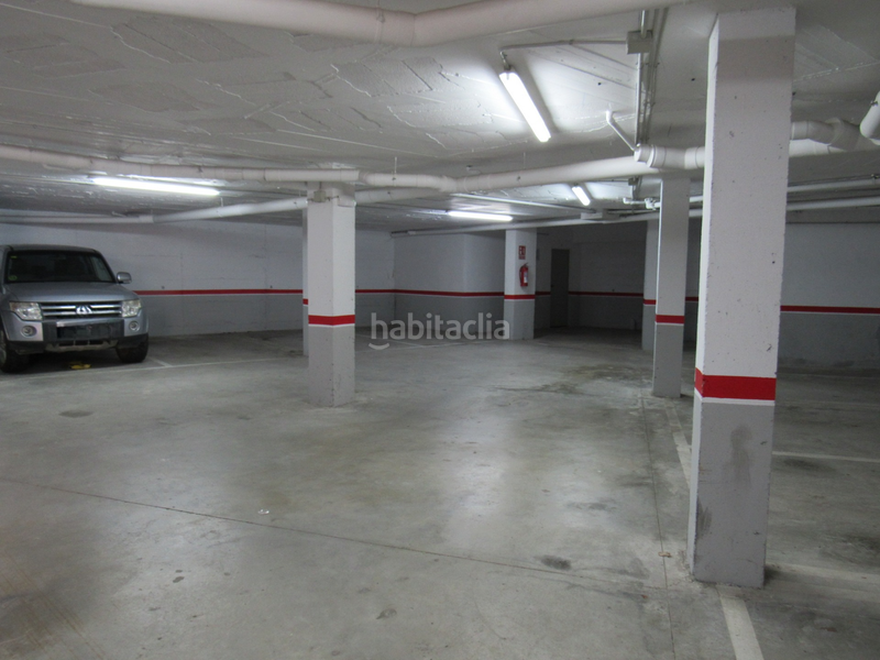 Foto 3a646825-9018-4b44-bccf-49140c8bbc25. Parking coche en Ceutí