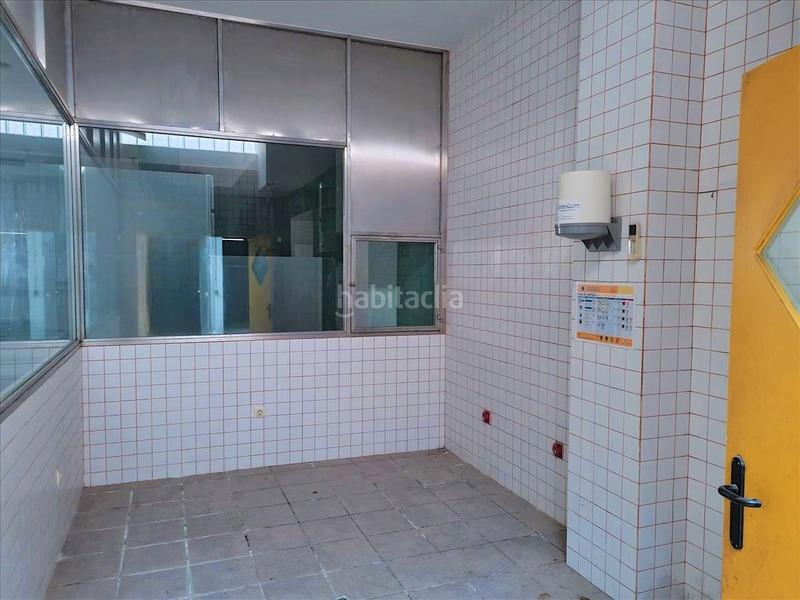 Foto bb17c269-f9c2-4414-9d4c-85f0c14ca24b. Local comercial a Germaníes - Juzgados Gandia