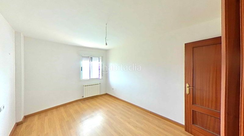 Foto 1803d0e1-717a-49ad-b7cd-b7eb04932a13. Casa amb aparcament a Congosto