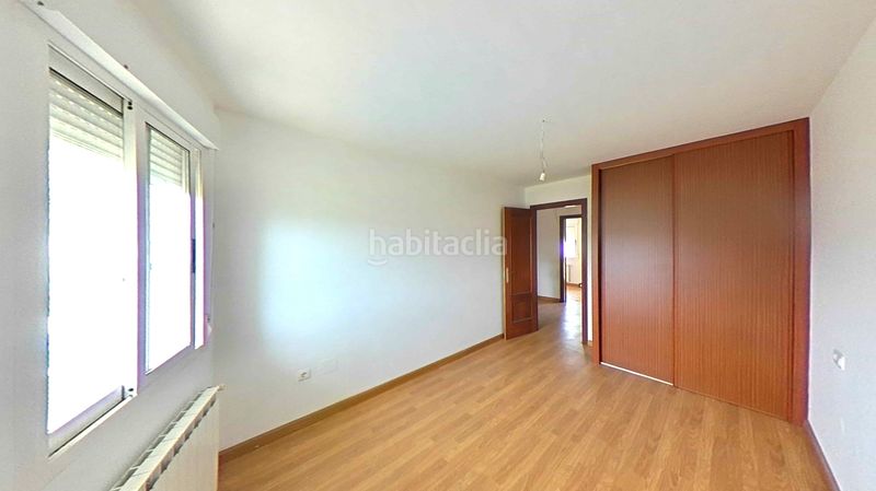 Foto 239deca5-5b7d-4138-b28a-6b6afa147a16. Casa amb aparcament a Congosto