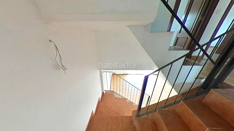 Foto 4ac1383c-7bb7-4240-86fc-1b98ace2ef11. Casa amb aparcament a Congosto