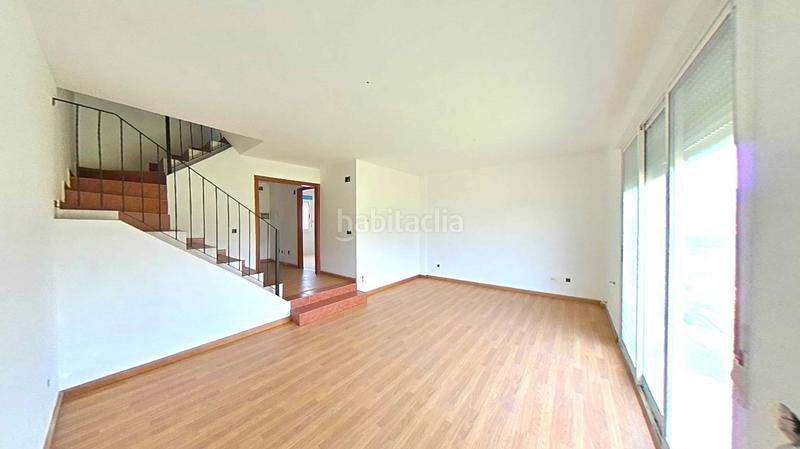 Foto 07ad6d83-a403-481e-a29d-ea0ec36d59f6. Casa amb aparcament a Congosto