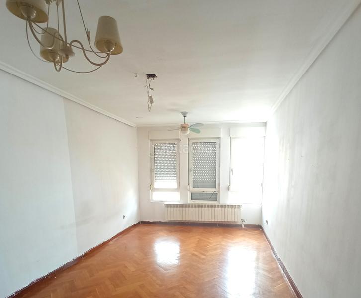 Foto 4da3340f-92ff-4c40-8319-3209efdcefd0. Etagenwohnung mit heizung parking in Centro Palencia