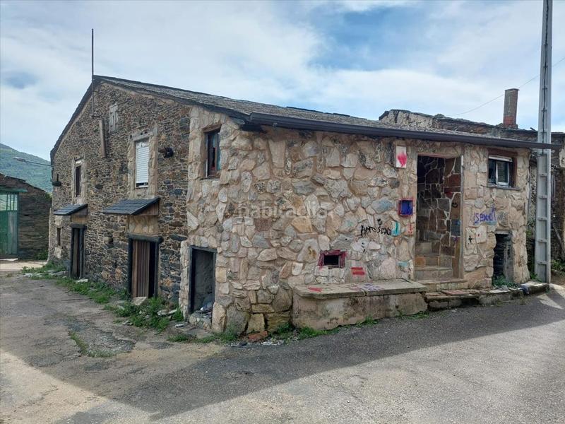 Foto a3f0fc22-ecbc-4fd6-9a60-fe49419d3936. Casa a Rúa (A)