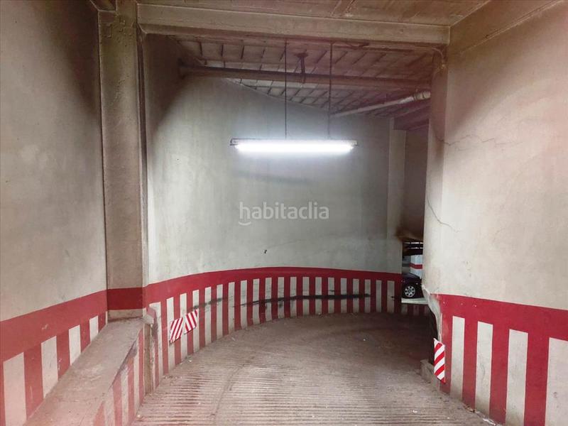 Foto acbf67bc-1722-43e6-a5d7-f6b949511b1f. Posto auto in Centro Ferrol