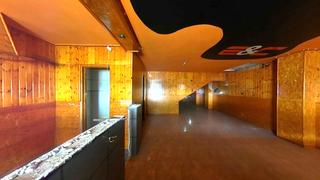 Local Comercial a Pintor Velazquez
