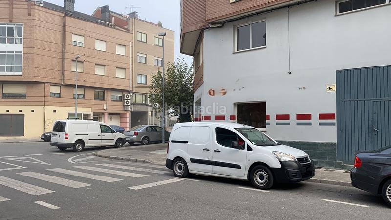 Foto bcc334c7-a6eb-4b7c-ae06-e736987626da. Geschäftsraum in Cuatro Vientos Ponferrada