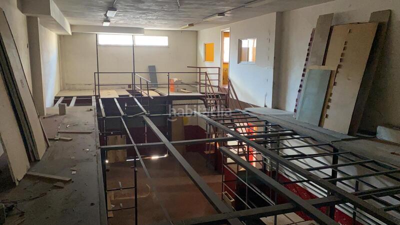 Foto 40df8570-c917-4b49-a025-288ce5c3edbf. Local comercial a Cuatro Vientos Ponferrada