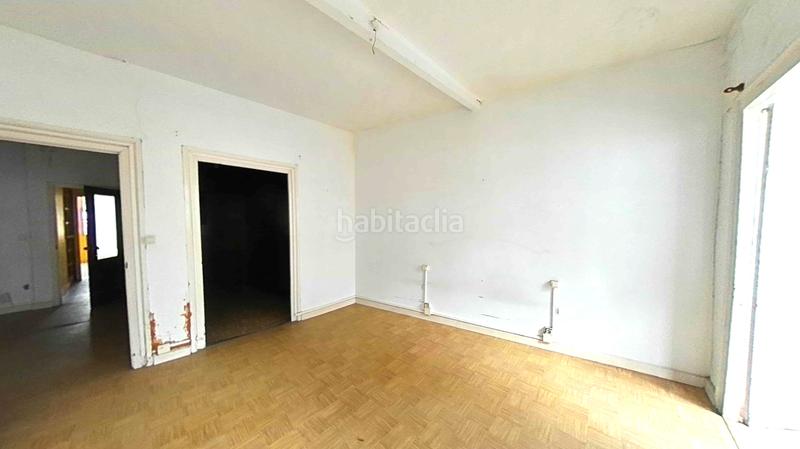 Foto f8a0705c-742c-4c12-a9aa-8418a16ab0d1. Pis a Ferrol vello - puerto Ferrol