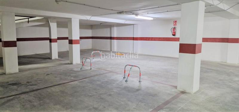 Foto 7d77df04-afd0-4a68-8a25-6bd4d82e2cd0. Parking voiture dans El Molino Torrevieja