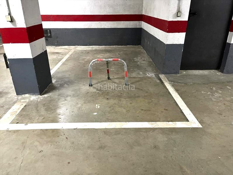 Foto 0d627b5b-fc9d-4ad7-bf50-a3eebd8b9a2e. Parking coche en Vall d´Hebron Barcelona