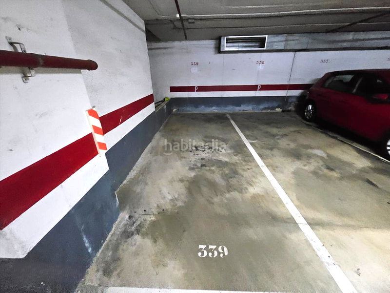Foto 53431a5c-33da-4598-b0fb-ce56a2808c4f. Parking coche en Vall d´Hebron Barcelona