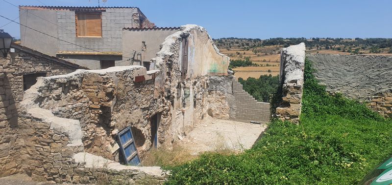 Foto cc28bbcf-96cf-40d1-bf44-3f99e355af91. Casa a Cervera