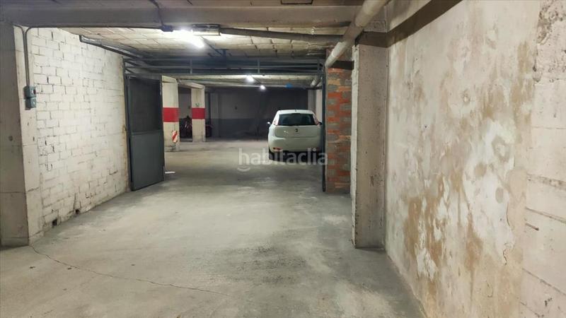 Foto 457e5743-aa0d-43b2-affa-a849dba1e0ca. Aparcament cotxe a La Devesa Girona