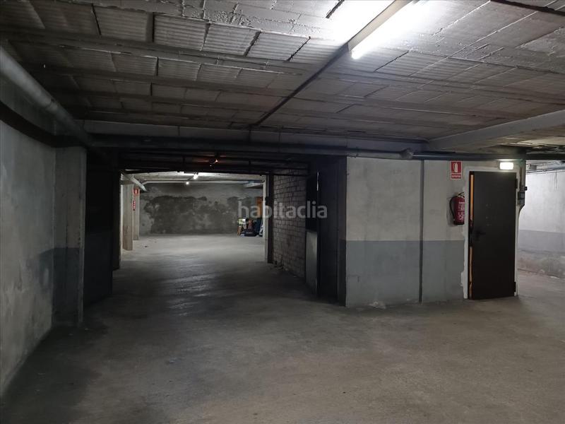 Foto f0b82013-05ad-4e95-85bc-09f5a02c167b. Posto auto in La Devesa Girona