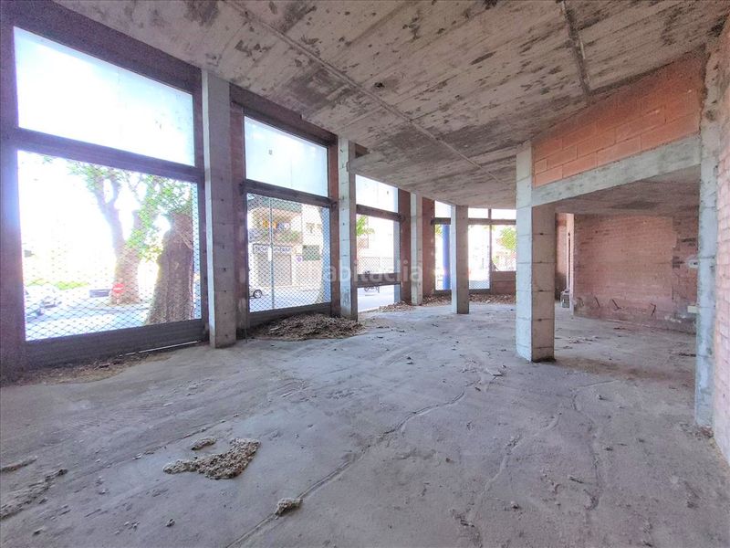 Foto 6d514db1-faff-41fd-9deb-ff22197f89ee. Local comercial a Eixample-Horta Capallera Figueres