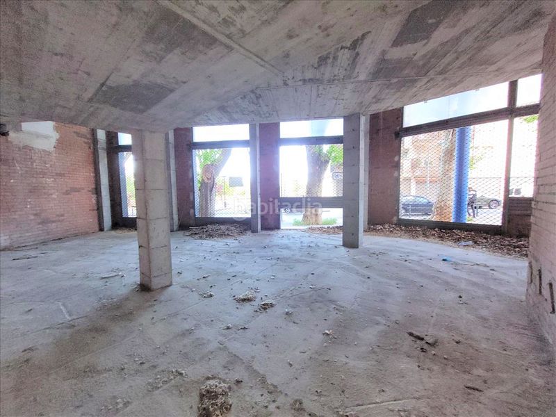 Foto e07a6bed-9be1-4665-8249-848c8fcb4fcf. Local comercial a Eixample-Horta Capallera Figueres
