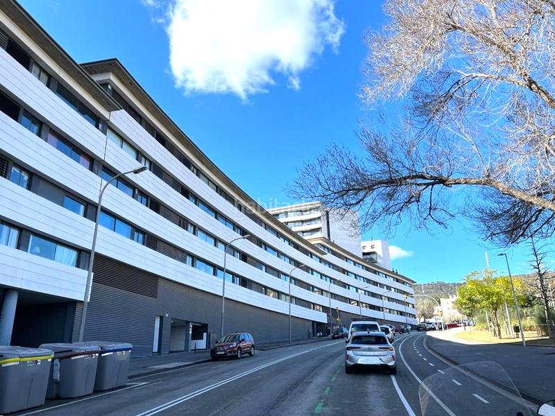 Foto c06f953a-a937-4527-b618-427983edb4b8. Autoparkplatz in Vall d´Hebron Barcelona