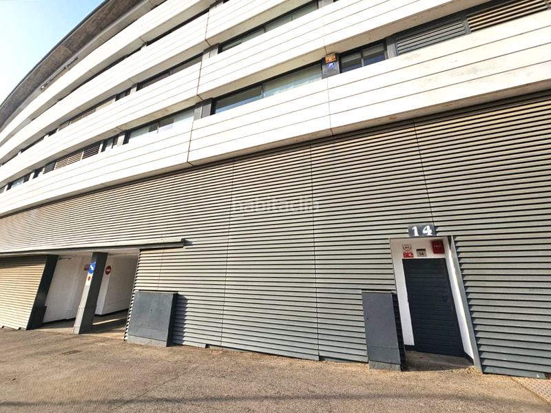 Foto 262aa9d2-e810-4613-8ca7-5bb9d7395e3b. Car parking in Vall d´Hebron Barcelona