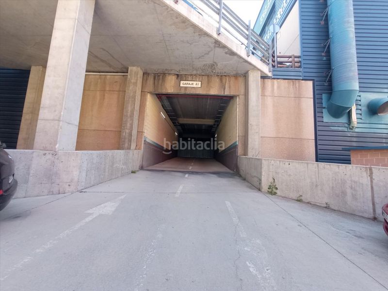 Foto 0c09146a-a090-42a8-bba1-6fa5ef08d666. Autoparkplatz in Villaverde Alto Madrid