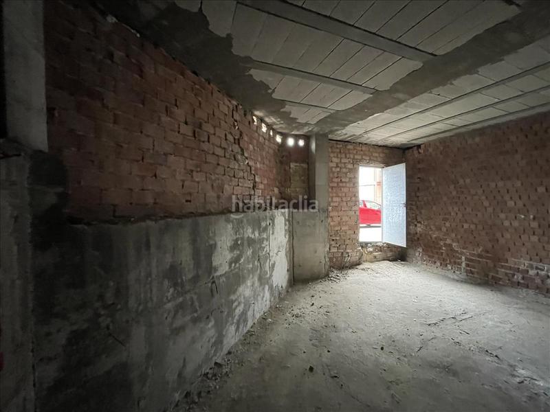 Foto 1c5c41cf-75cc-4838-a56a-8be824de2e27. Local commercial dans Gines