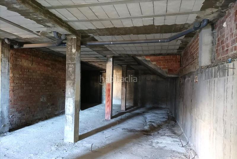 Foto 2aee4252-dc6f-4da1-bad6-41c19321b4c4. Local commercial dans Gines